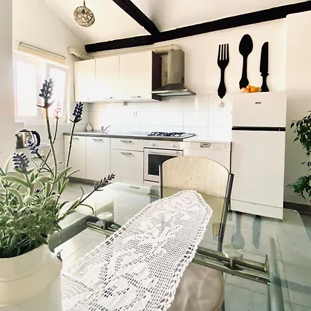 Luna Maris Apartman *